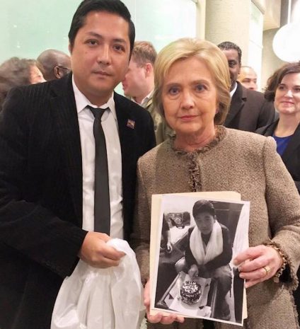 clinton-551x642